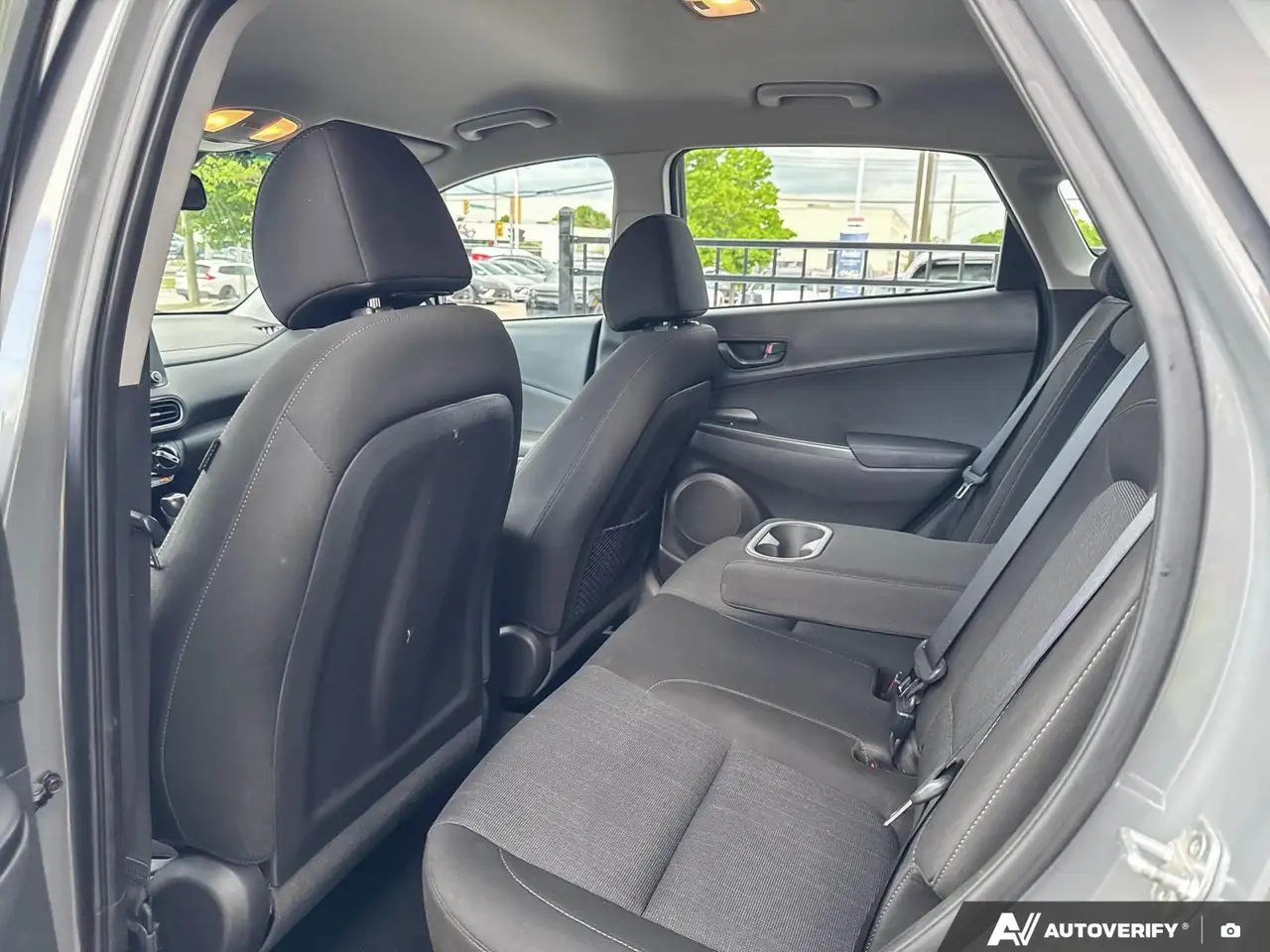 Hyundai KONA снимка Hyundai KONA