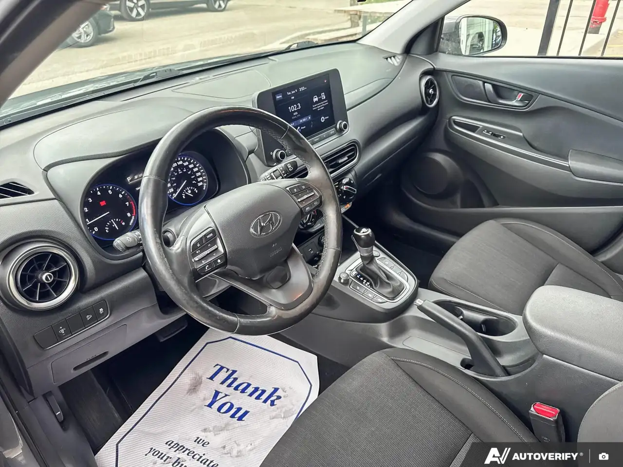 Hyundai KONA снимка Hyundai KONA