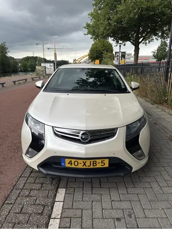 Opel Ampera 2012 из Европы — купить под ключ