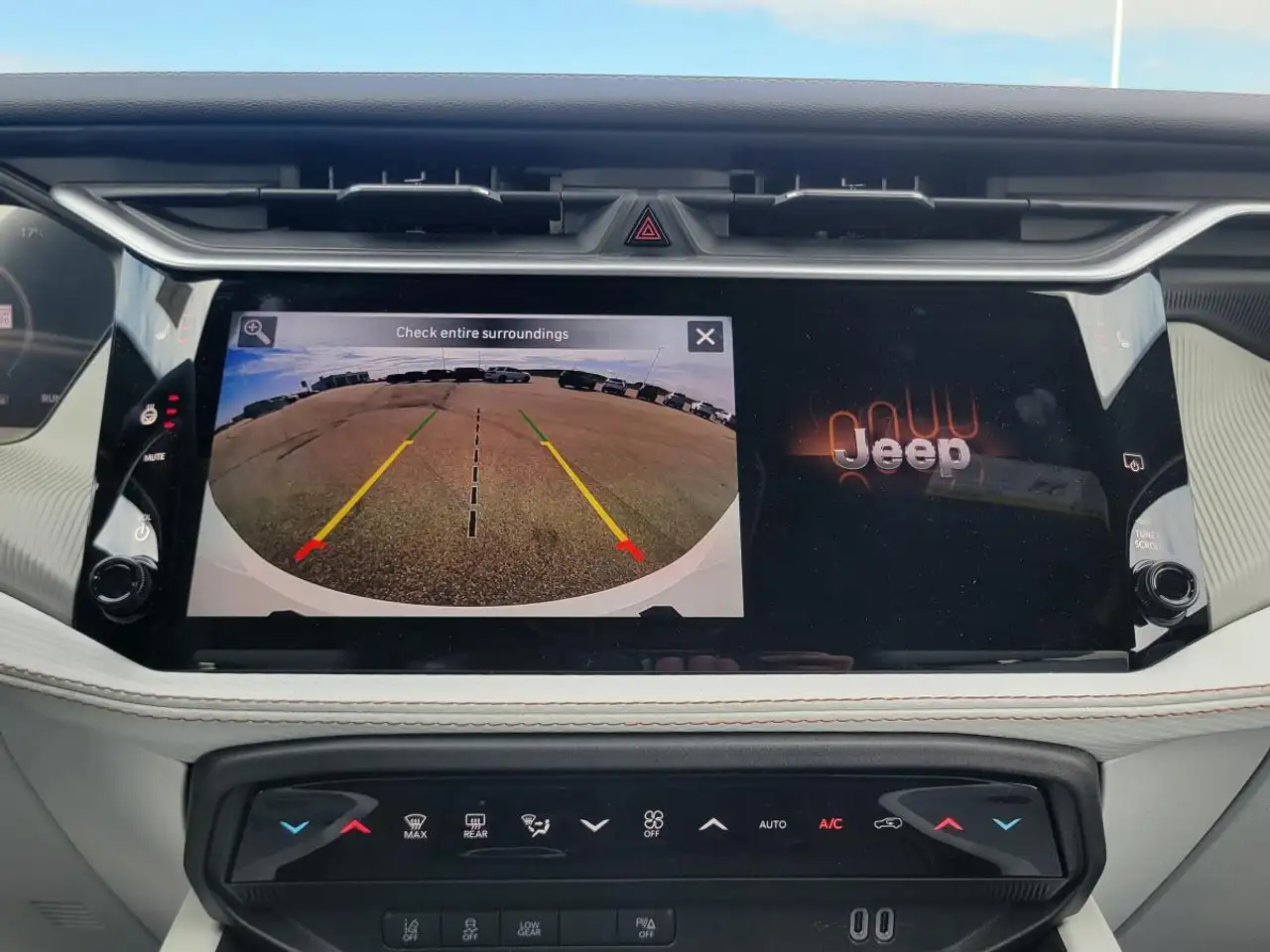 Jeep Cherokee снимка Jeep Cherokee