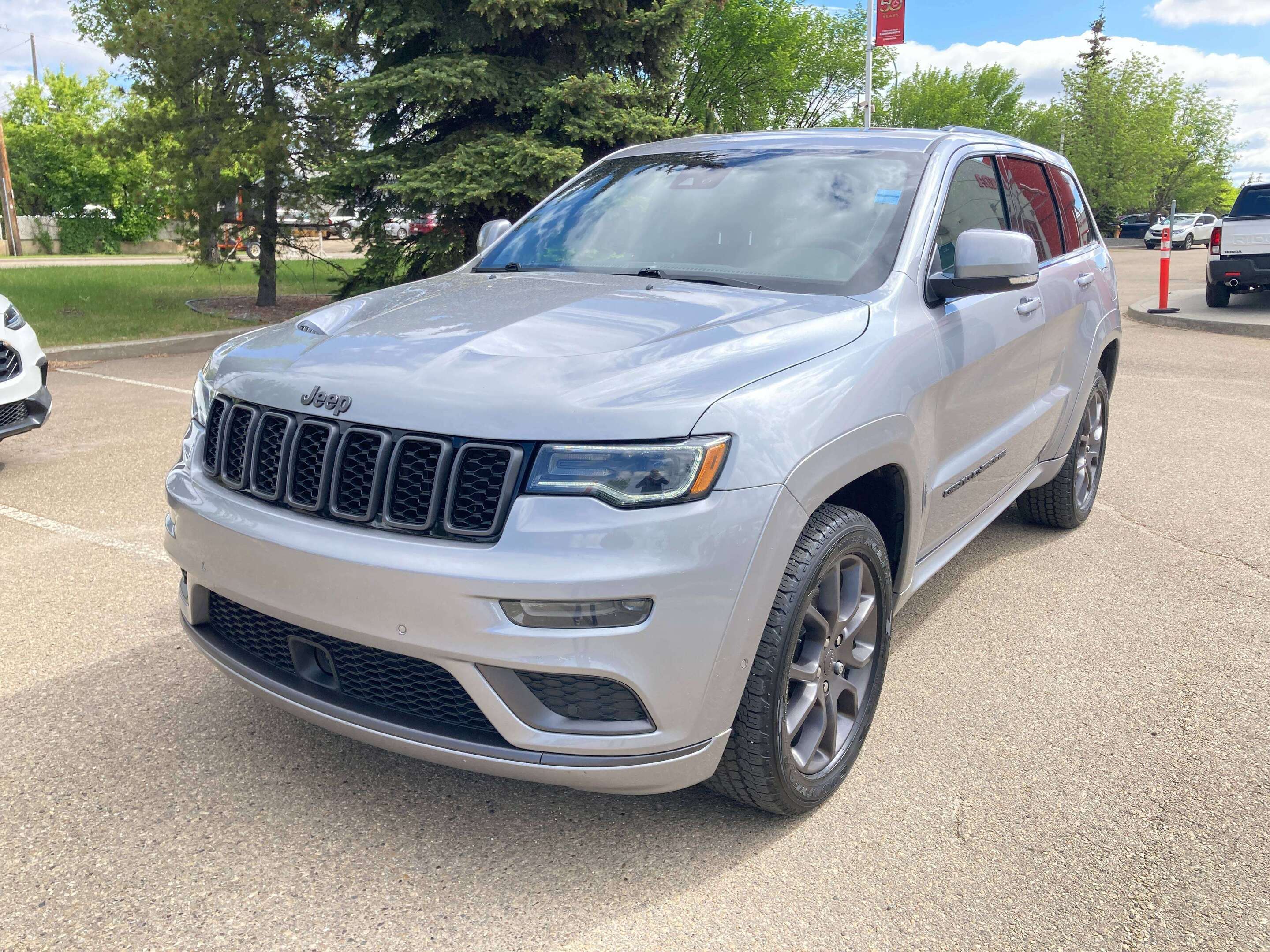 used 2021 Jeep Grand Cherokee car, priced at $35,900