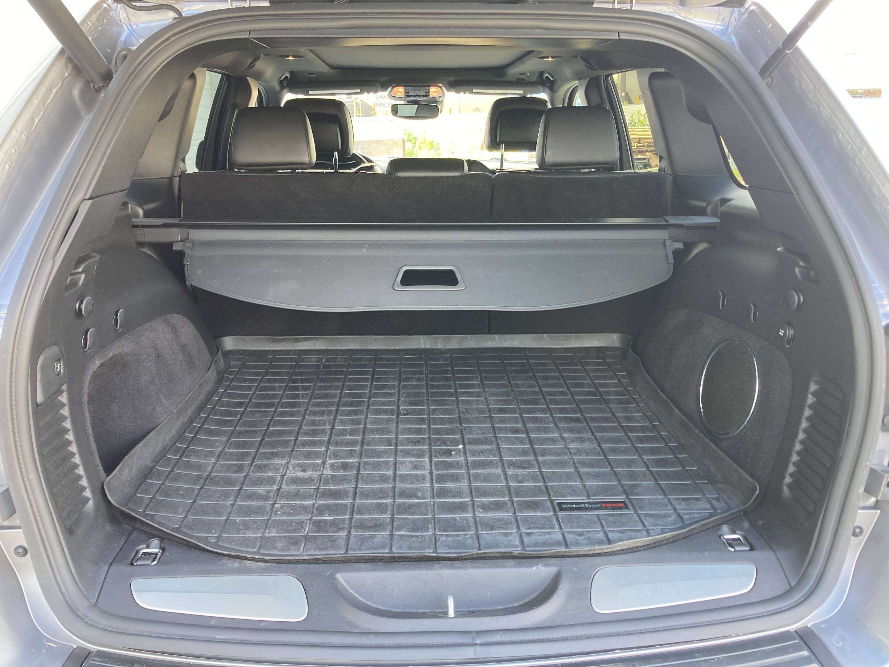 used 2021 Jeep Grand Cherokee car, priced at $35,900