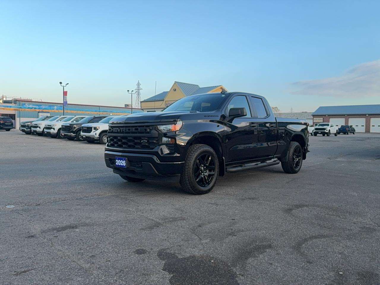 2026 Chevrolet Silverado 1500 Custom 4WD Double Cab 2.7L 4cyl 6'7Box