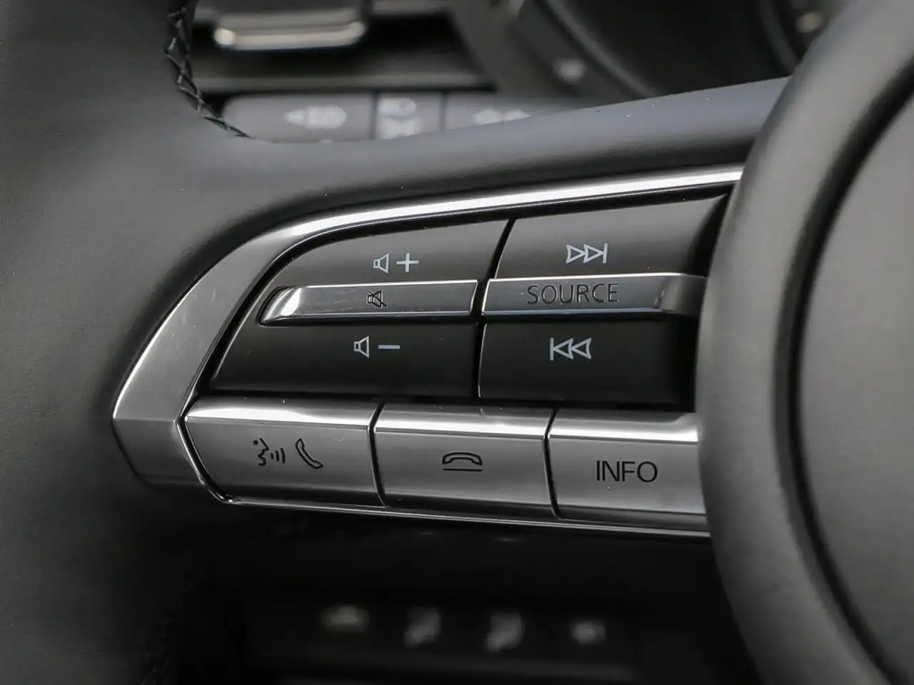 Mazda 3 снимка Mazda 3