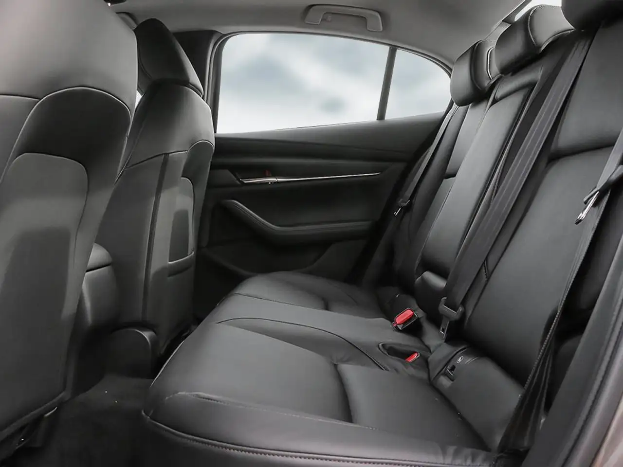 Mazda 3 снимка Mazda 3