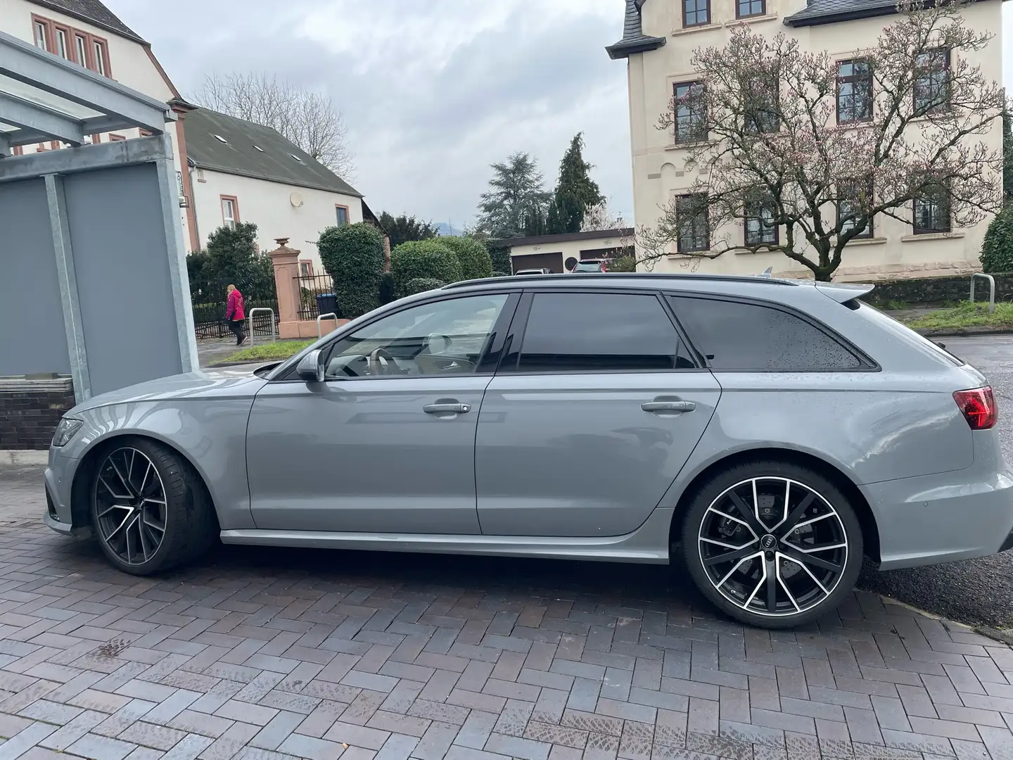 Audi RS6 4.0 TFSI quattro performance/Pan.-Dach/ Grey - 1