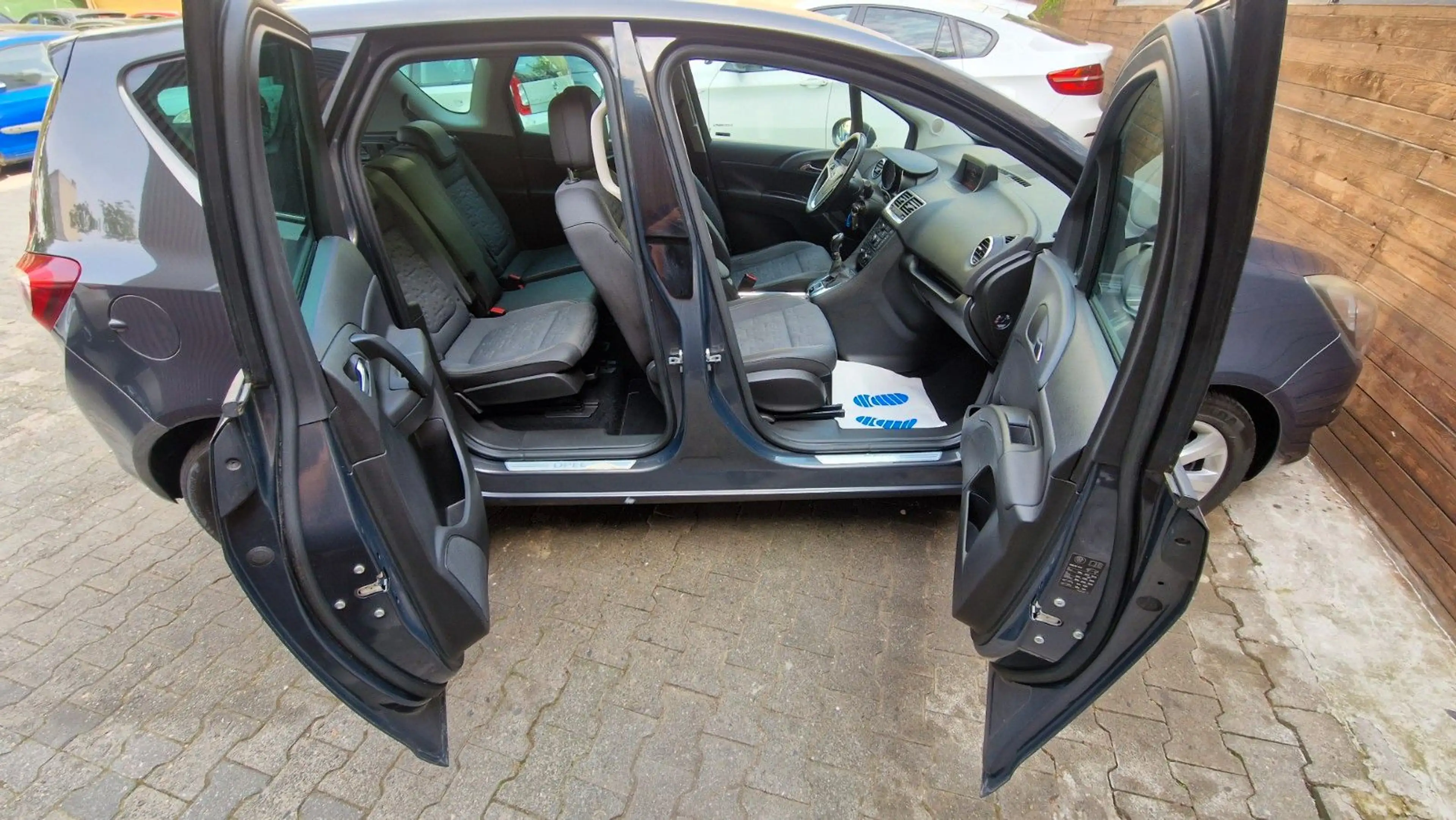 Opel Meriva 1.4, Teilleder, PDC, Tempomat, Navi — photo 10