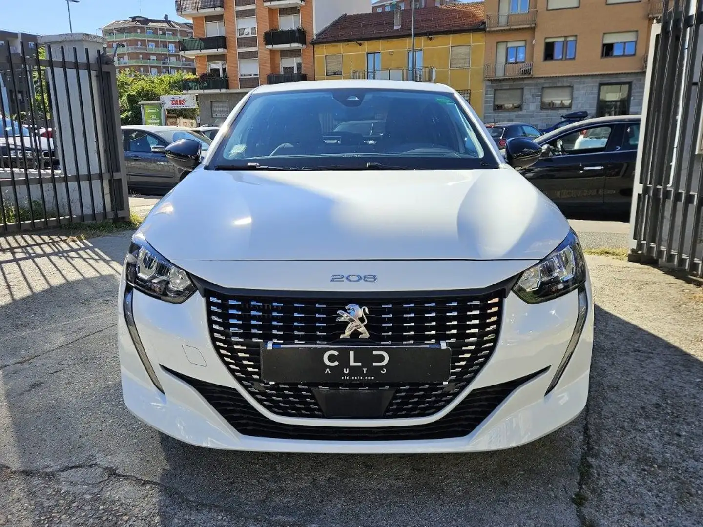 Peugeot 208 PureTech 100 Stop&Start 5 porte Allure Pack Bianco - 2