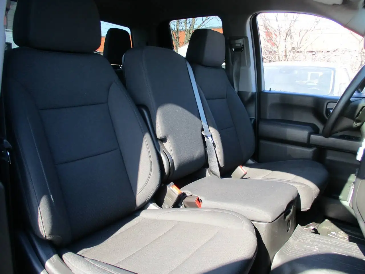 GMC Sierra 2500HD снимка GMC Sierra 2500HD