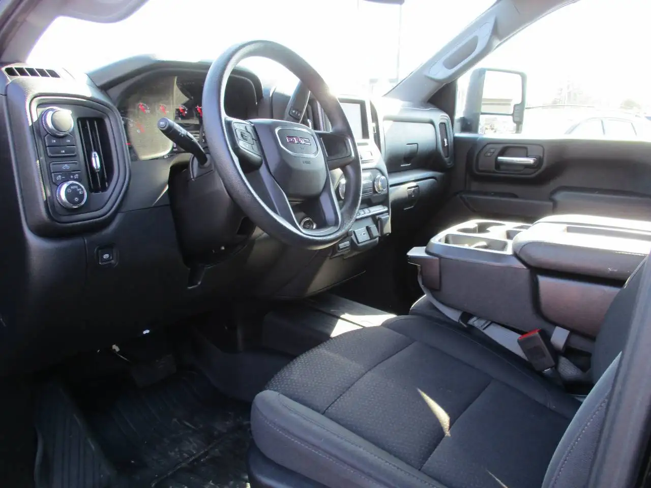 GMC Sierra 2500HD снимка GMC Sierra 2500HD