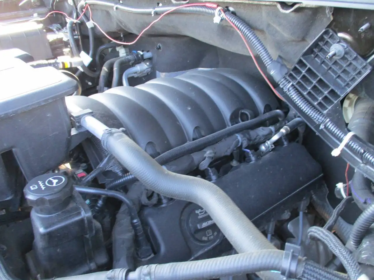 GMC Sierra 2500HD снимка GMC Sierra 2500HD