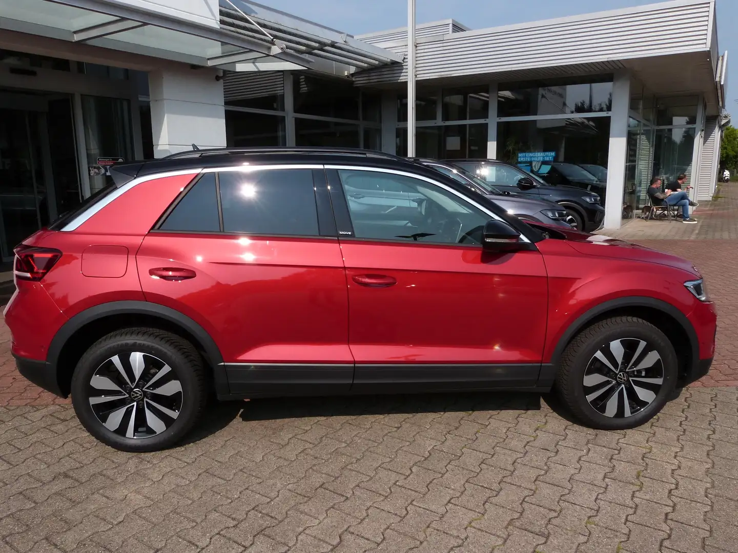 Volkswagen T-Roc 1.5 TSI DSG Move Kamera LED Navi ACC SHZ LM PDC Rouge - 2