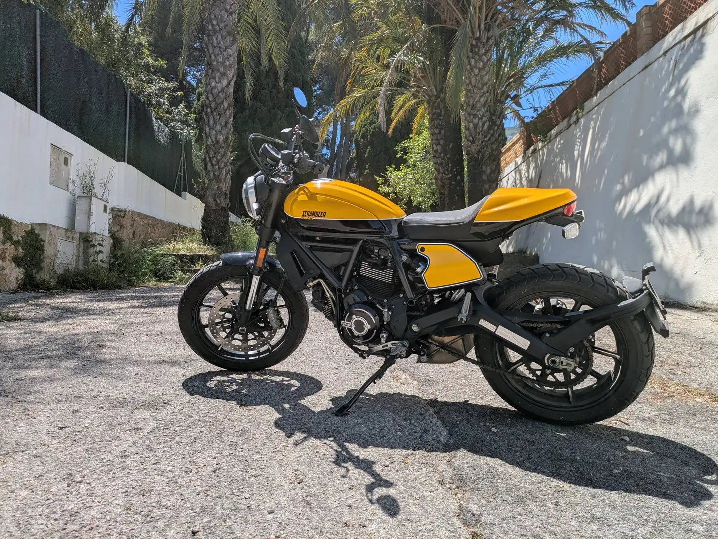 Ducati Scrambler Scrambler Full Throttle Amarillo - 1