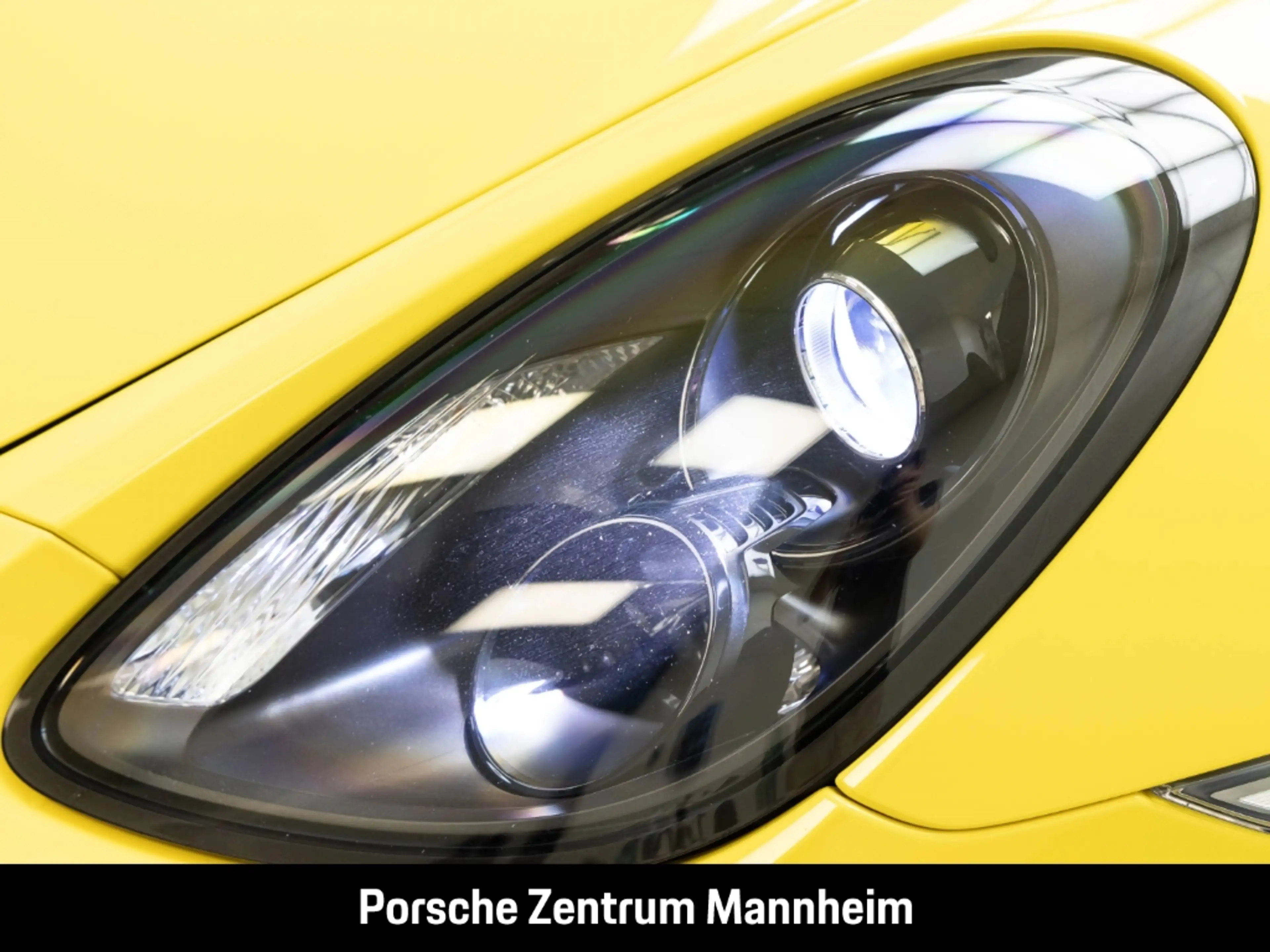 Porsche Boxster Spyder — photo 14