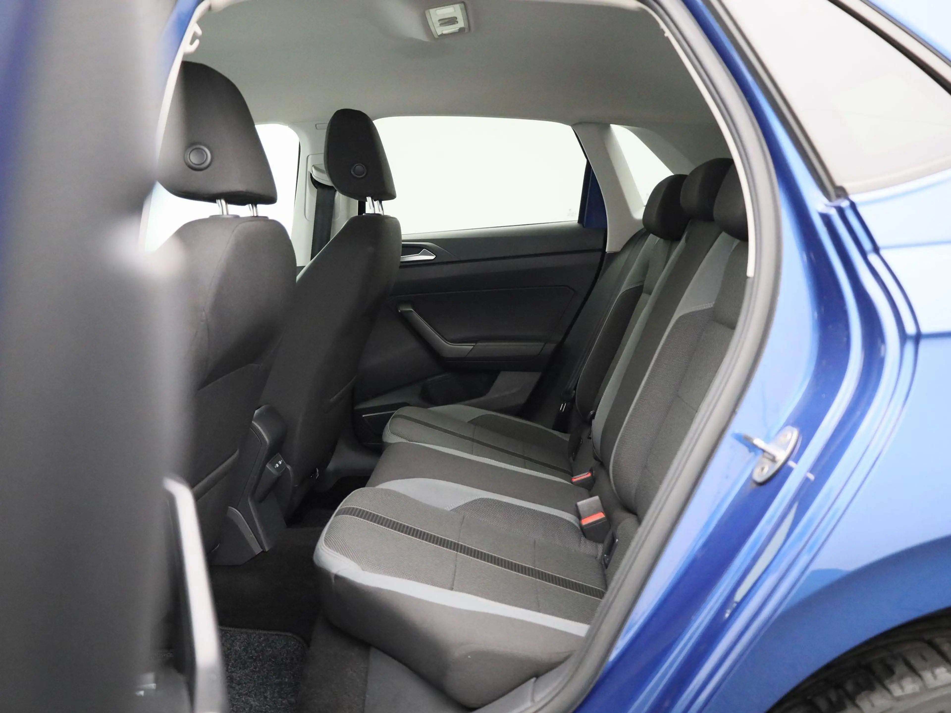 Volkswagen Polo 1.0 TSI Style | Apple carplay | IQ Light | Achteru — photo 12