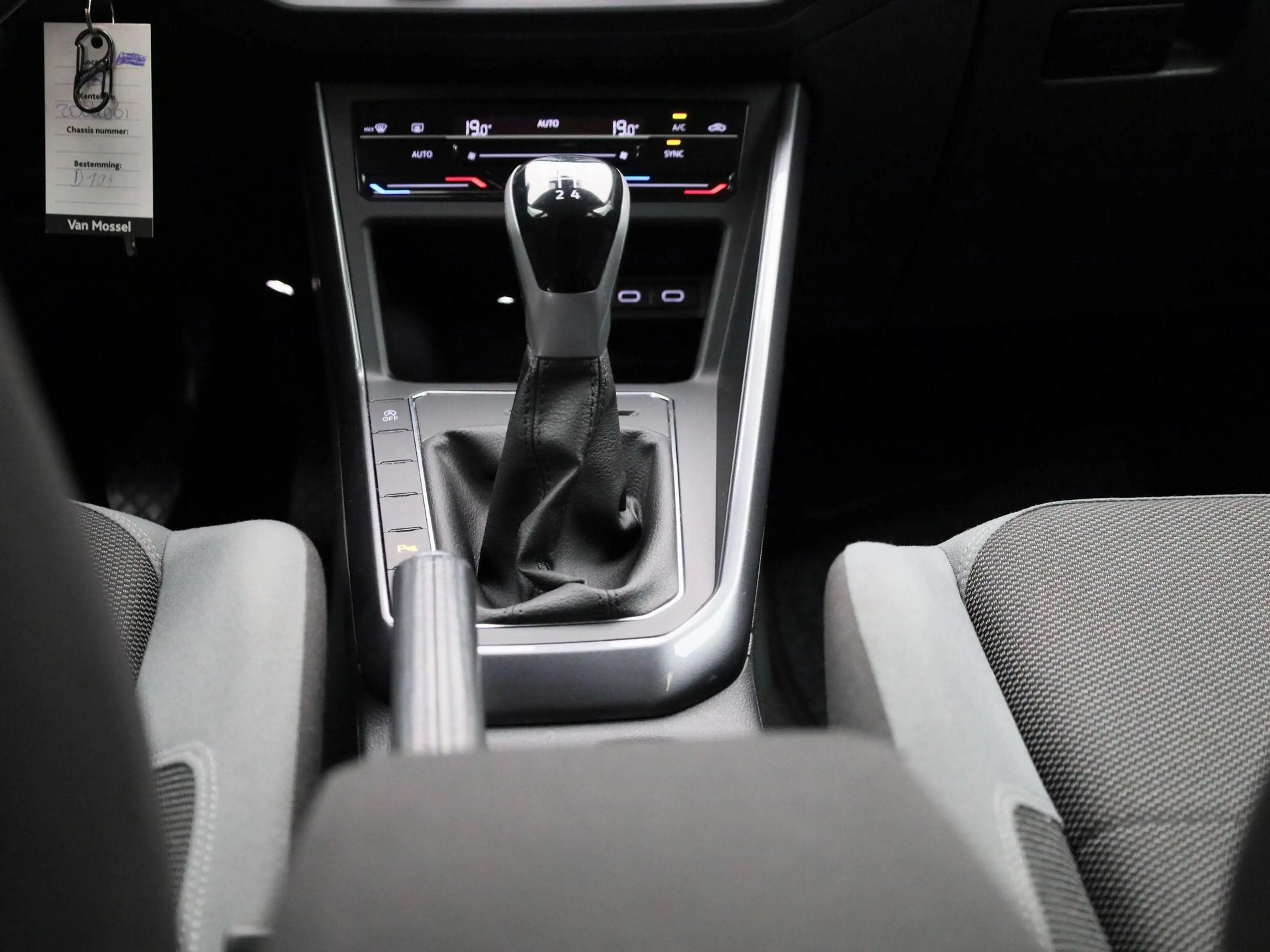 Volkswagen Polo 1.0 TSI Style | Apple carplay | IQ Light | Achteru — photo 10