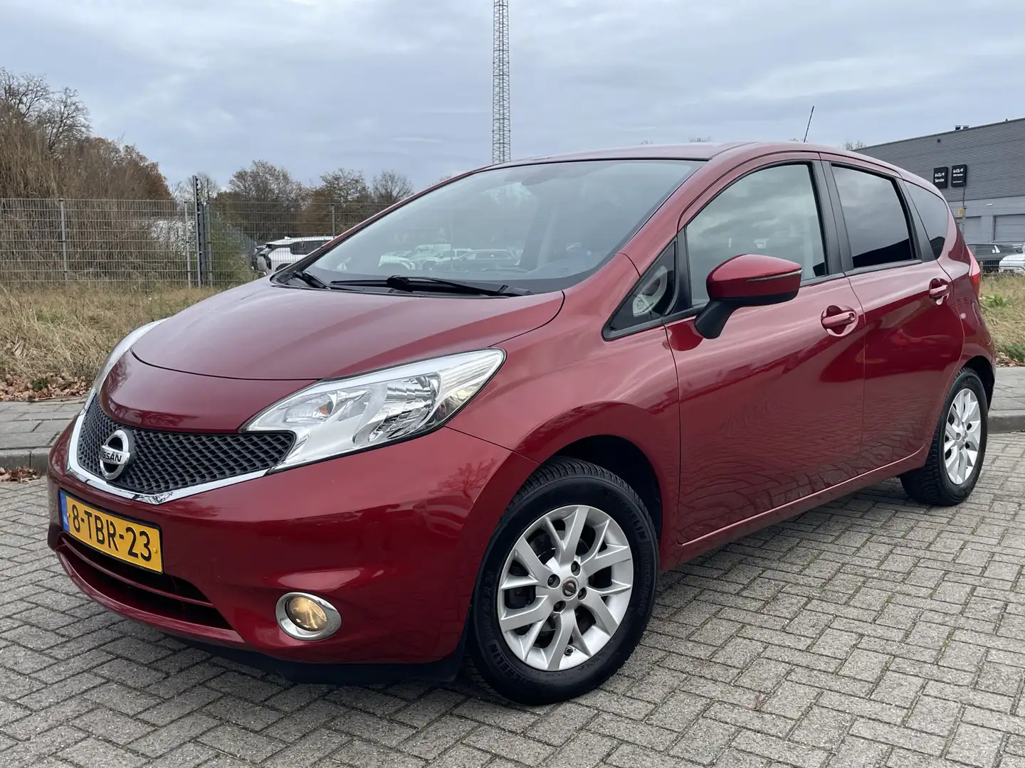Nissan Note 1.2 Connect Edition // 72.000km !! // Navigatie // Rojo - 2