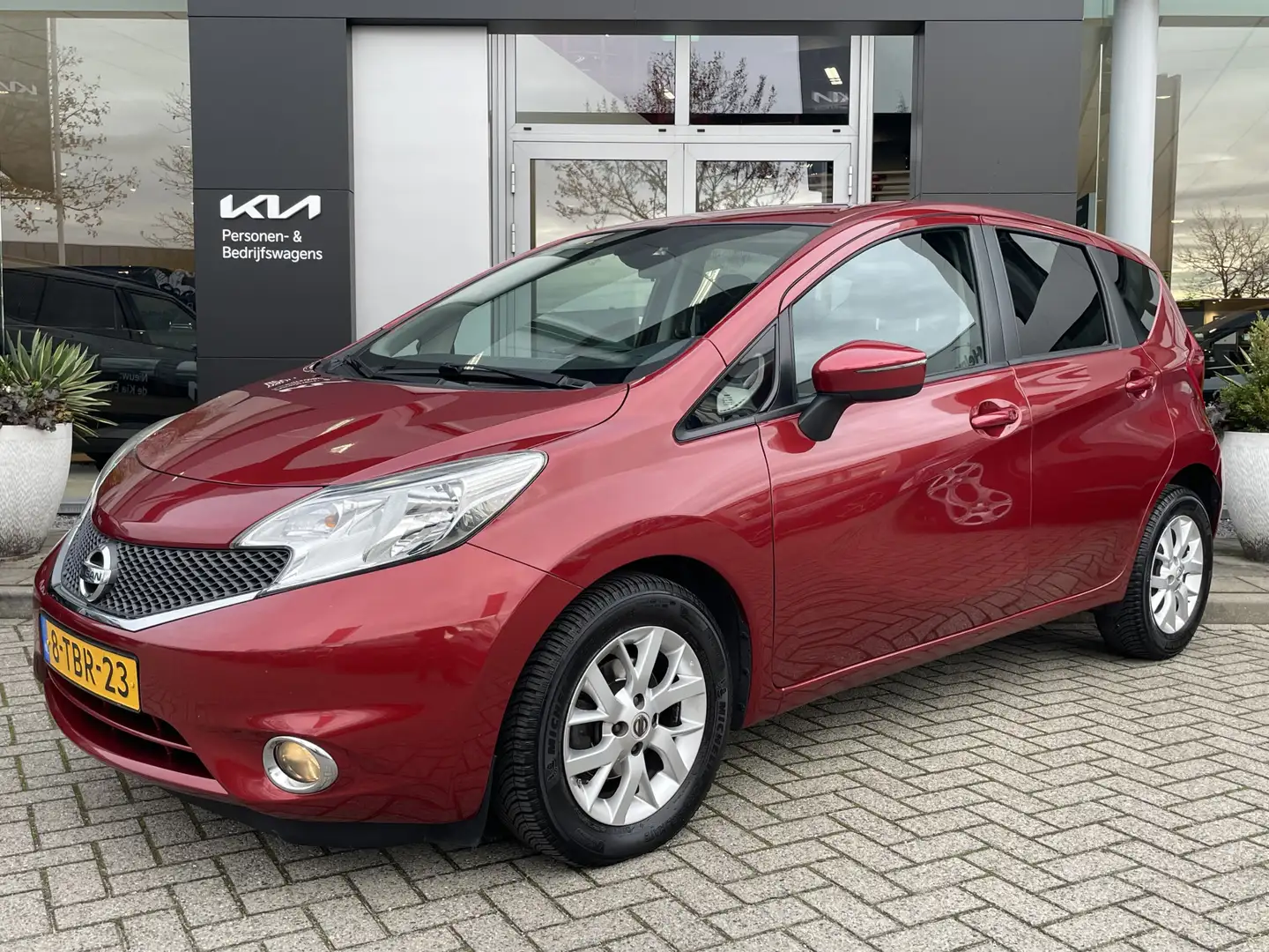 Nissan Note 1.2 Connect Edition // 72.000km !! // Navigatie // Rojo - 1