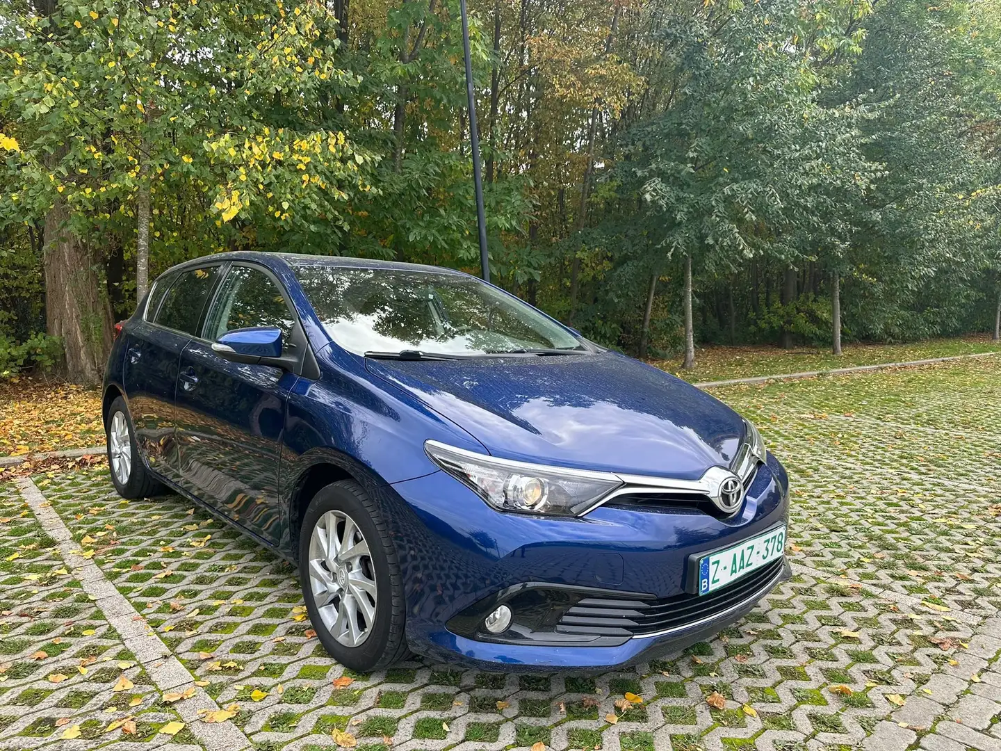 Toyota Auris Auris 1.2 Turbo Dynamic Cruise Camera Clim Boite 6 Bleu - 1