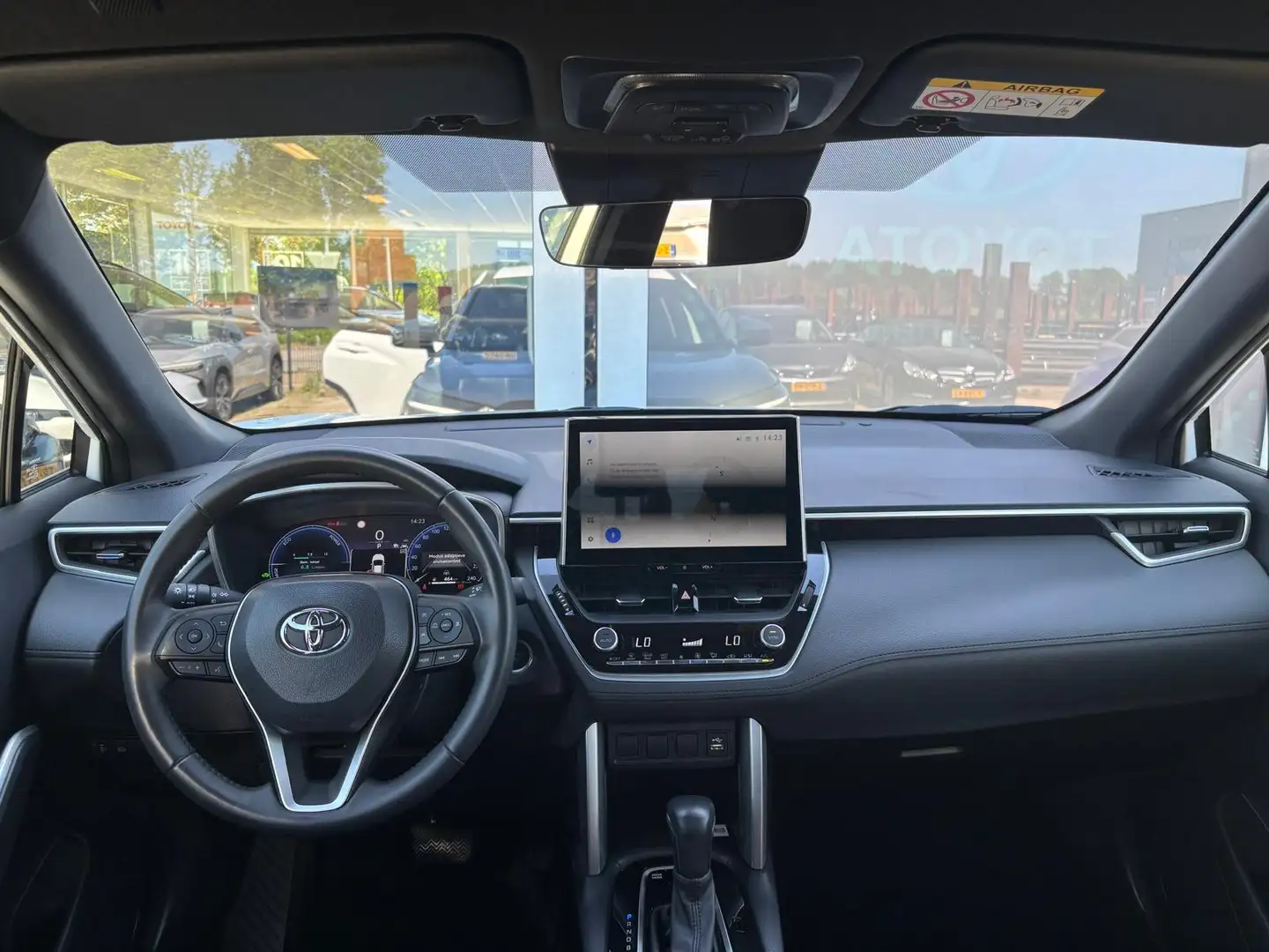 Toyota Corolla Cross 2.0 High Power Hybrid Dynamic+ | Navigatie | Camer Weiß - 2