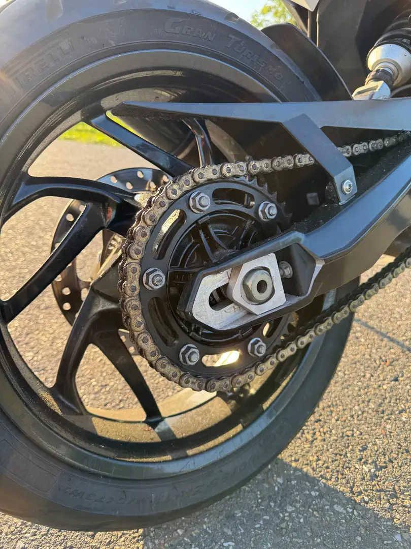 Husqvarna Nuda 900 Bílá - 2
