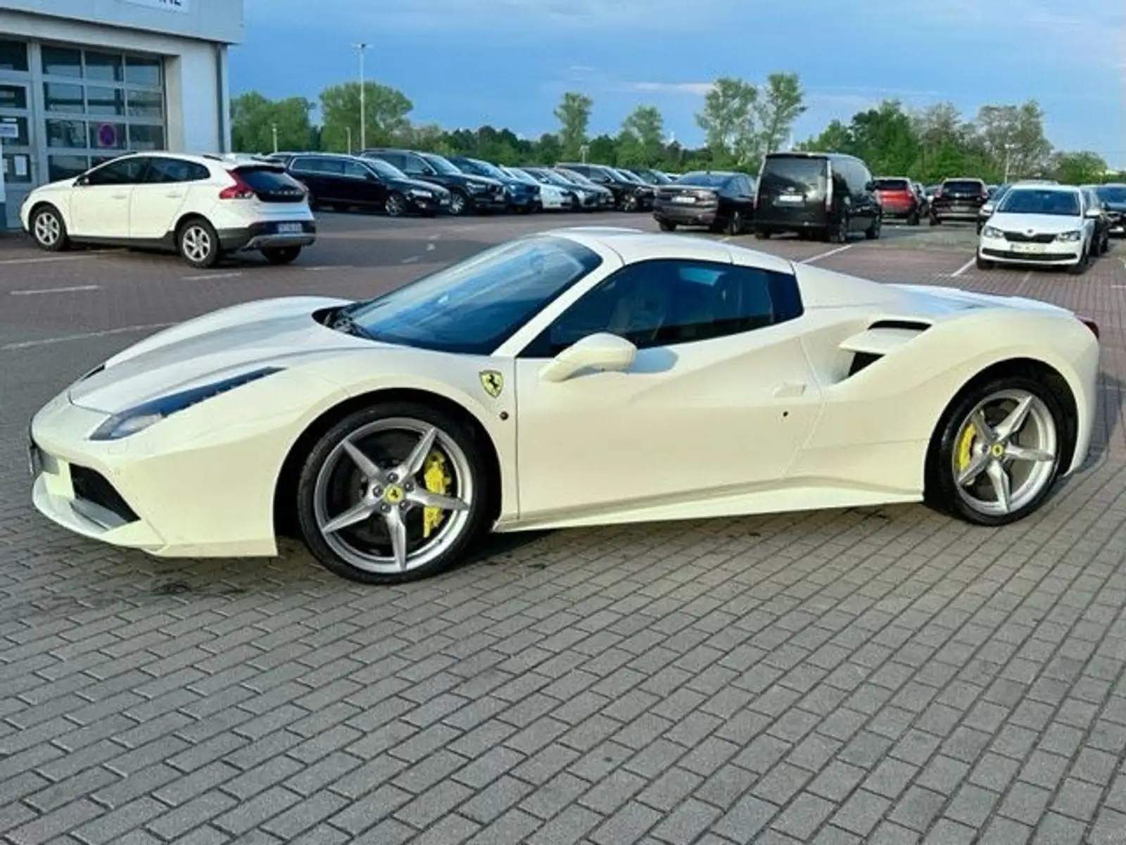 Ferrari *Lift*NAV*Racing*RFK*Mietkauf