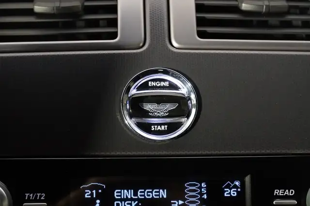 Aston Martin Vantage V12 Vantage Ansicht 25