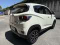 Mahindra KUV100 1.2 K8 m-Bifuel GPL Weiß - thumbnail 6