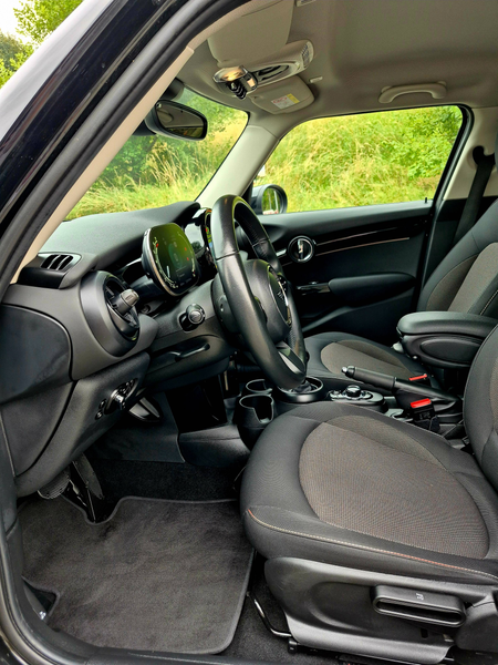 MINI Cooper Mini 1.5A Cooper Boîte automatique — photo 11