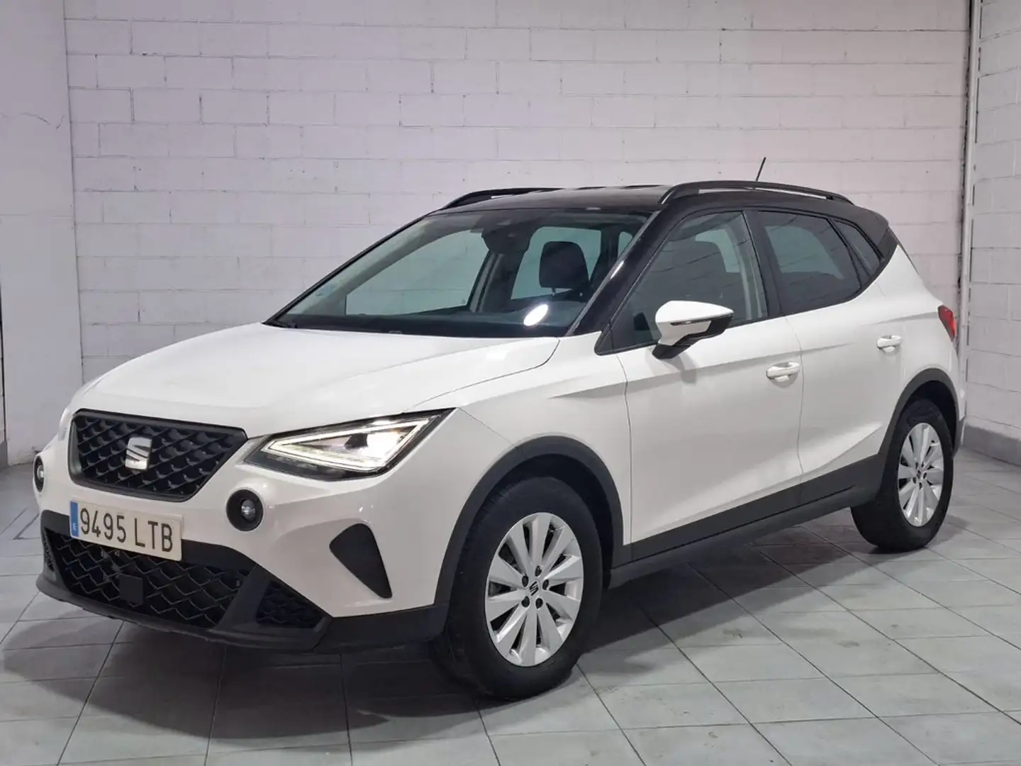 SEAT Arona 1.0 TSI 81kW (110CV) DSG Style Plus Blanco - 1