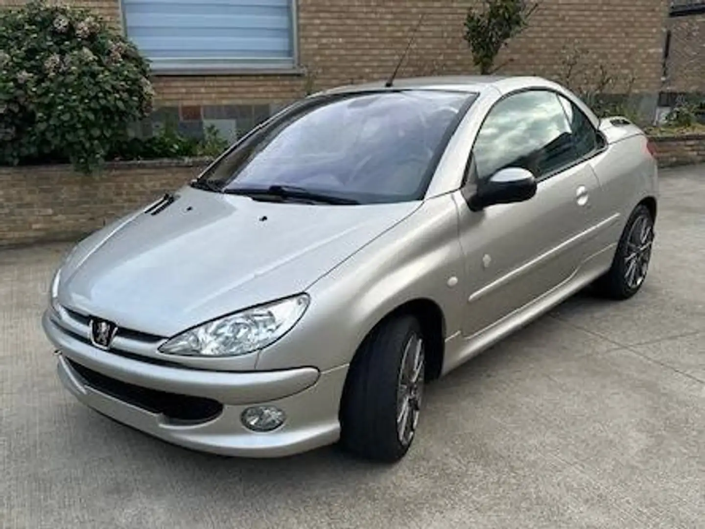 Peugeot 206 CC 1.6i 16v Roland Garros Argent - 1