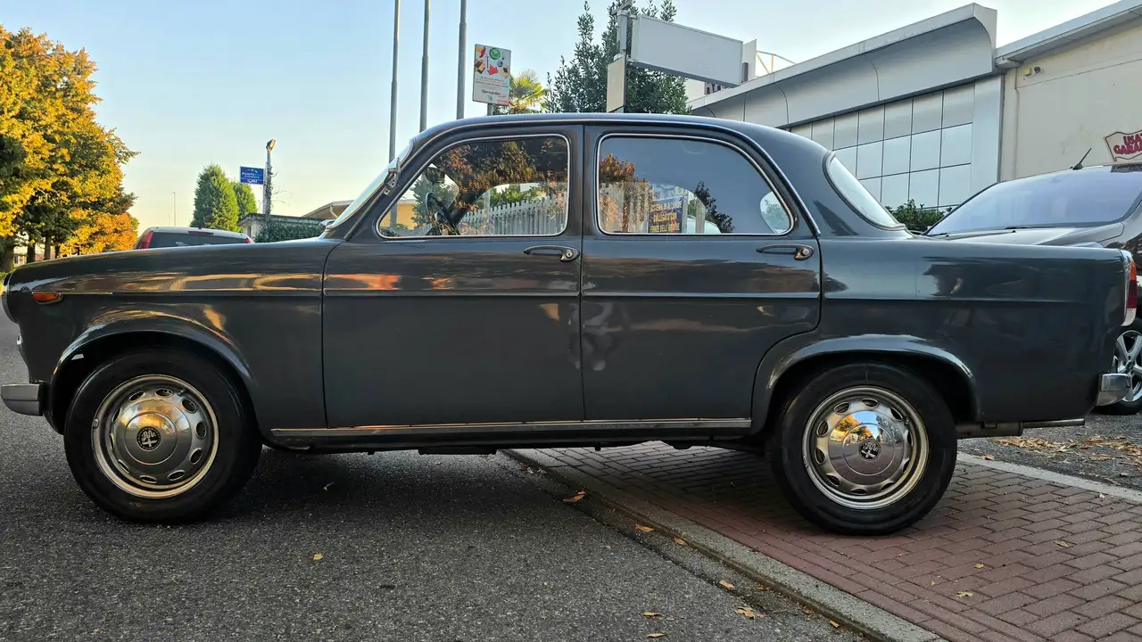 Alfa Romeo Giulietta 1.3 T.I Targa ASI ORO, foto 2