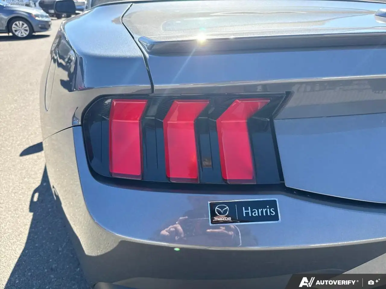 Ford Mustang photo Ford Mustang