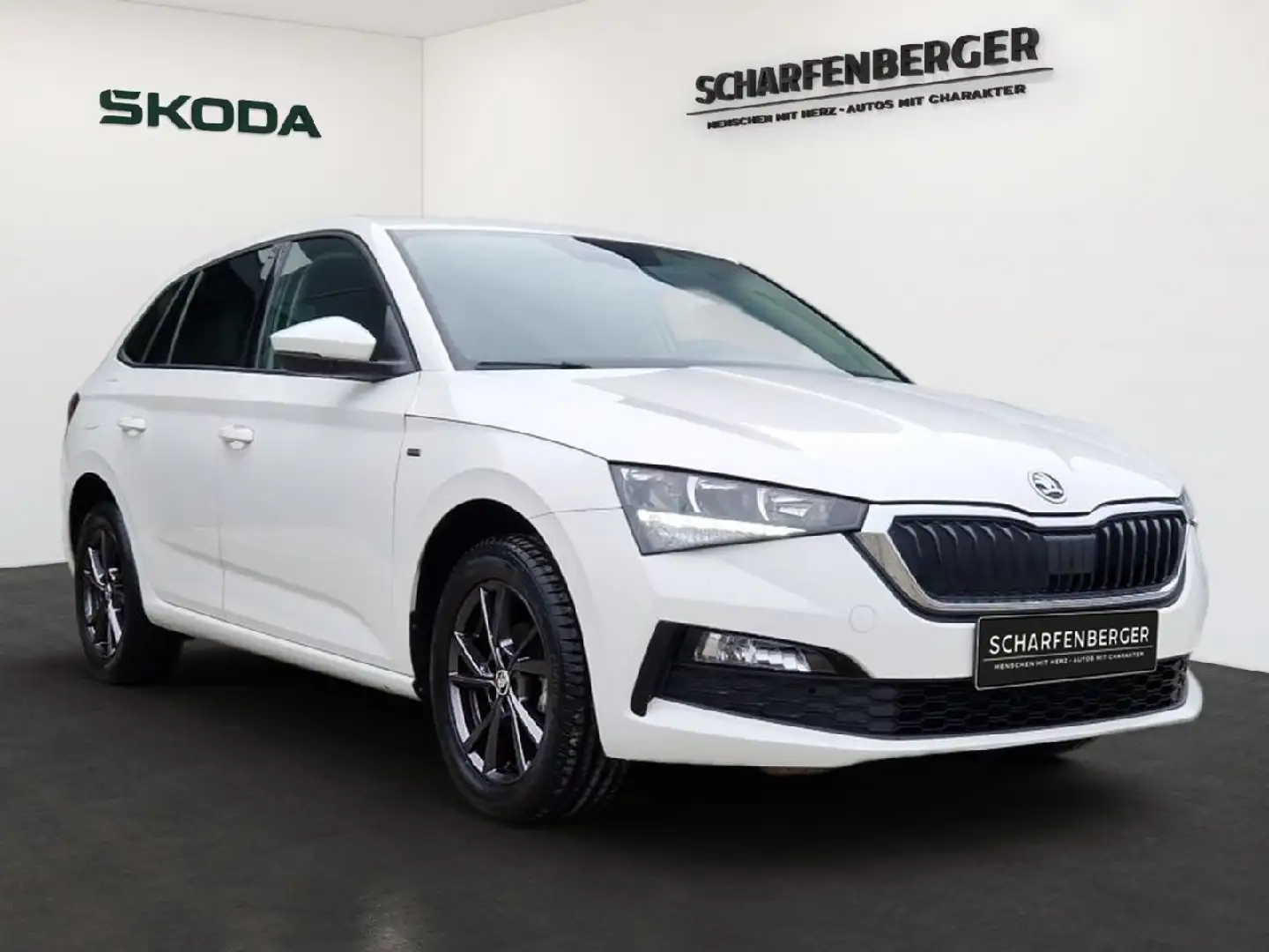 Skoda Scala Clever * Navi, SHZ, PDC, SunSet* Weiß - 2