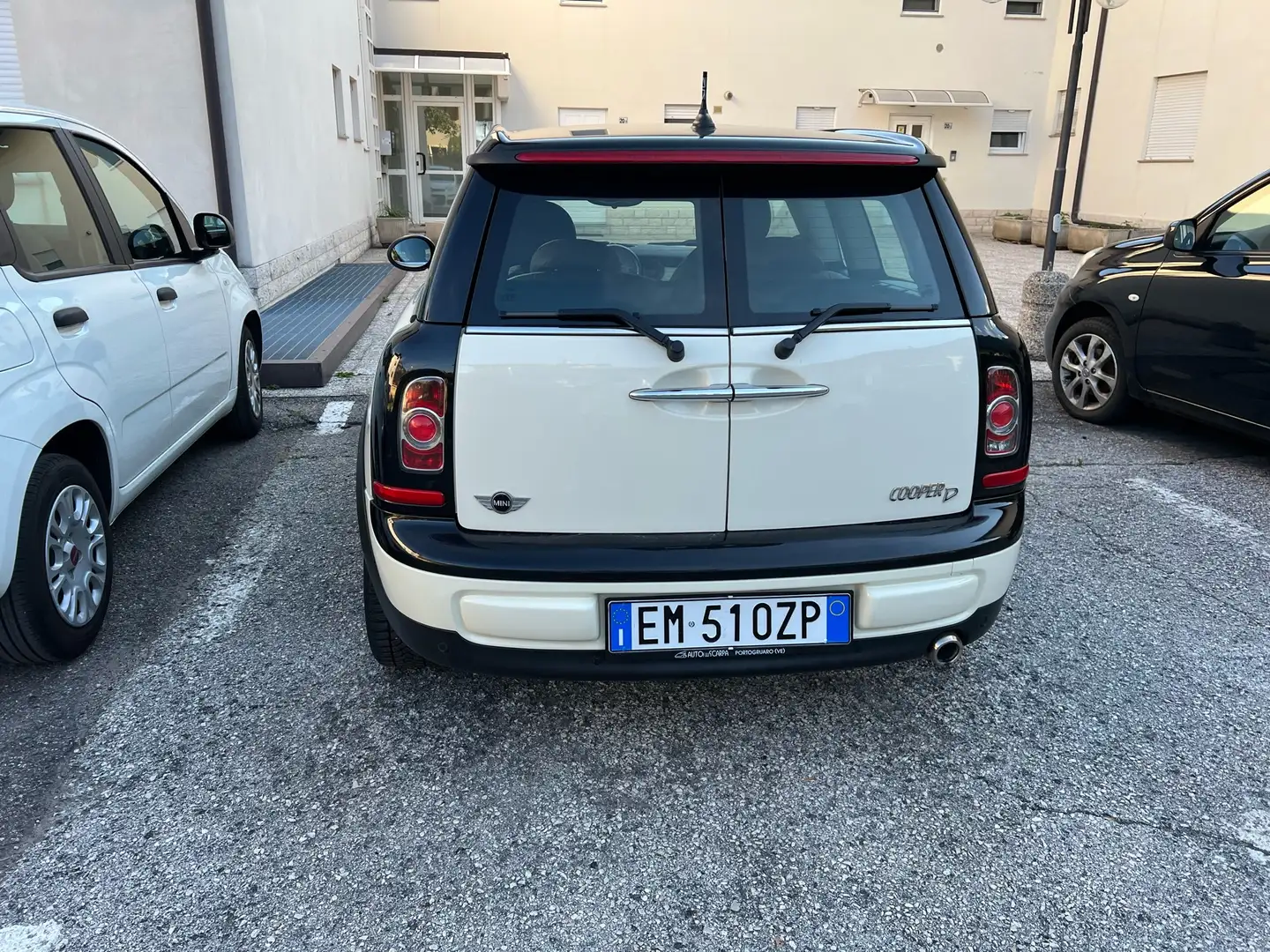 MINI Cooper D Clubman 1.6 112cv FL Beige - 2