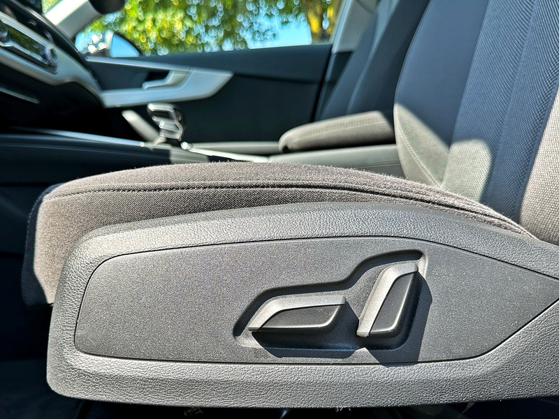 Audi A4 Avant 35TDI S-tronic TOUR HuD KAMERA PRIVACY — photo 11
