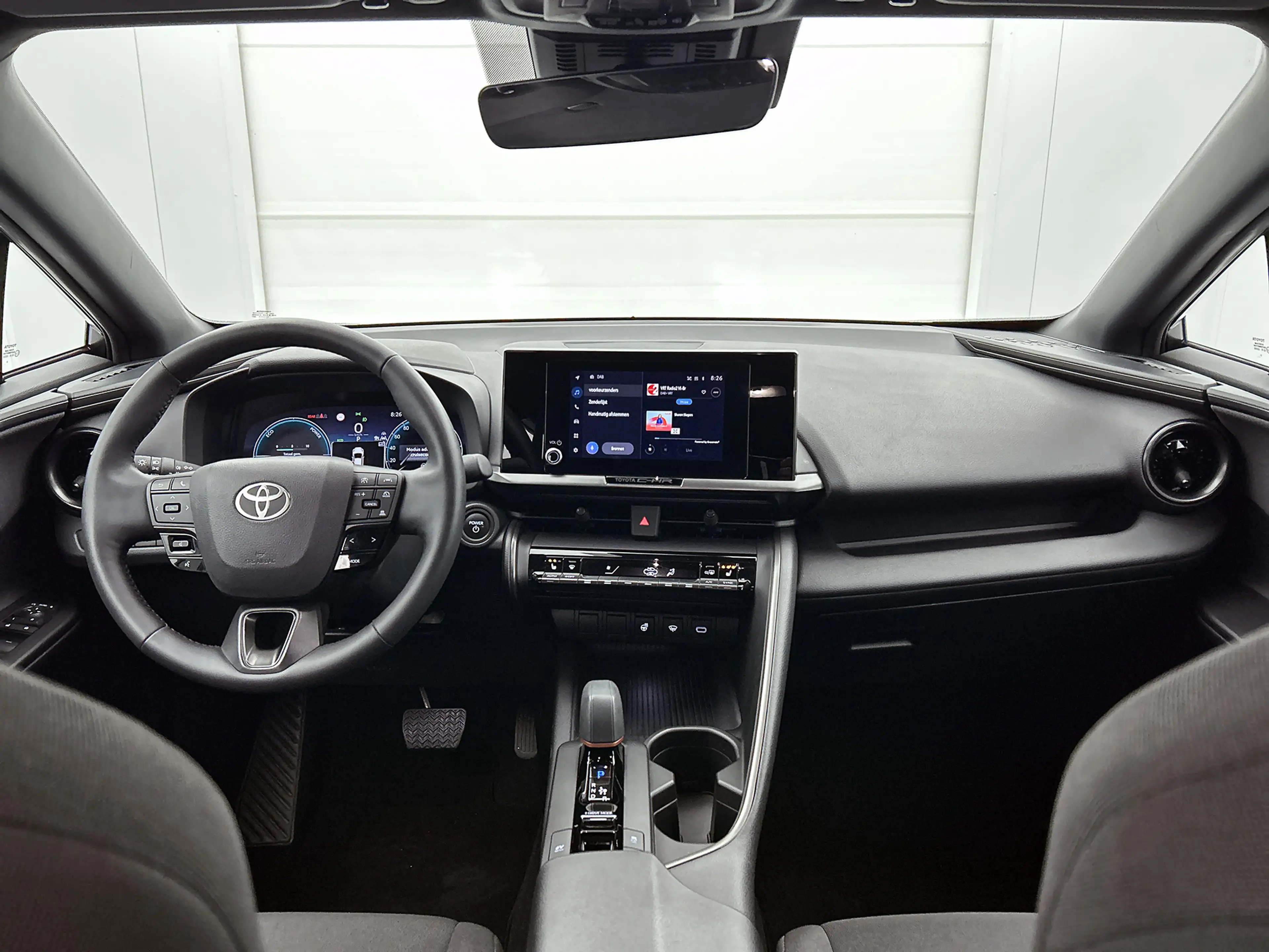 Toyota C-HR 1.8 Hybrid 140 Dynamic + | Stoel+Stuurverwarming | — photo 4