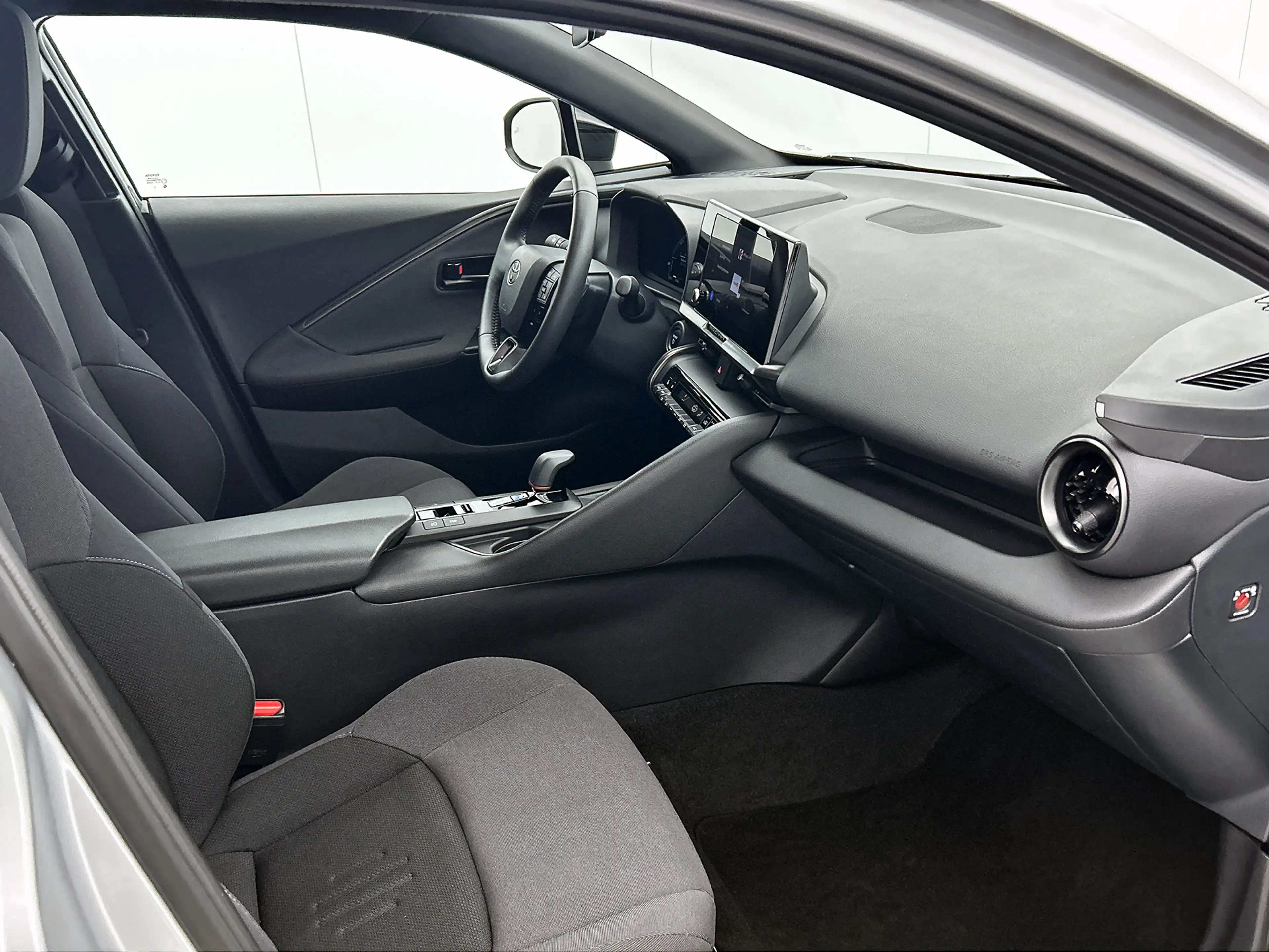 Toyota C-HR 1.8 Hybrid 140 Dynamic + | Stoel+Stuurverwarming | — photo 6