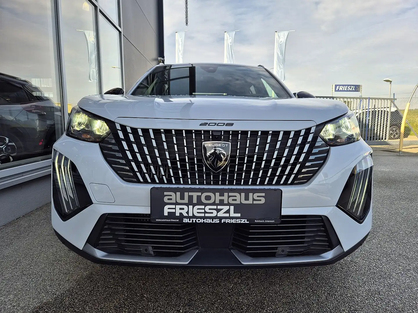 Peugeot 2008 PureTech 130 S&S Allure EAT8 Blanc - 2