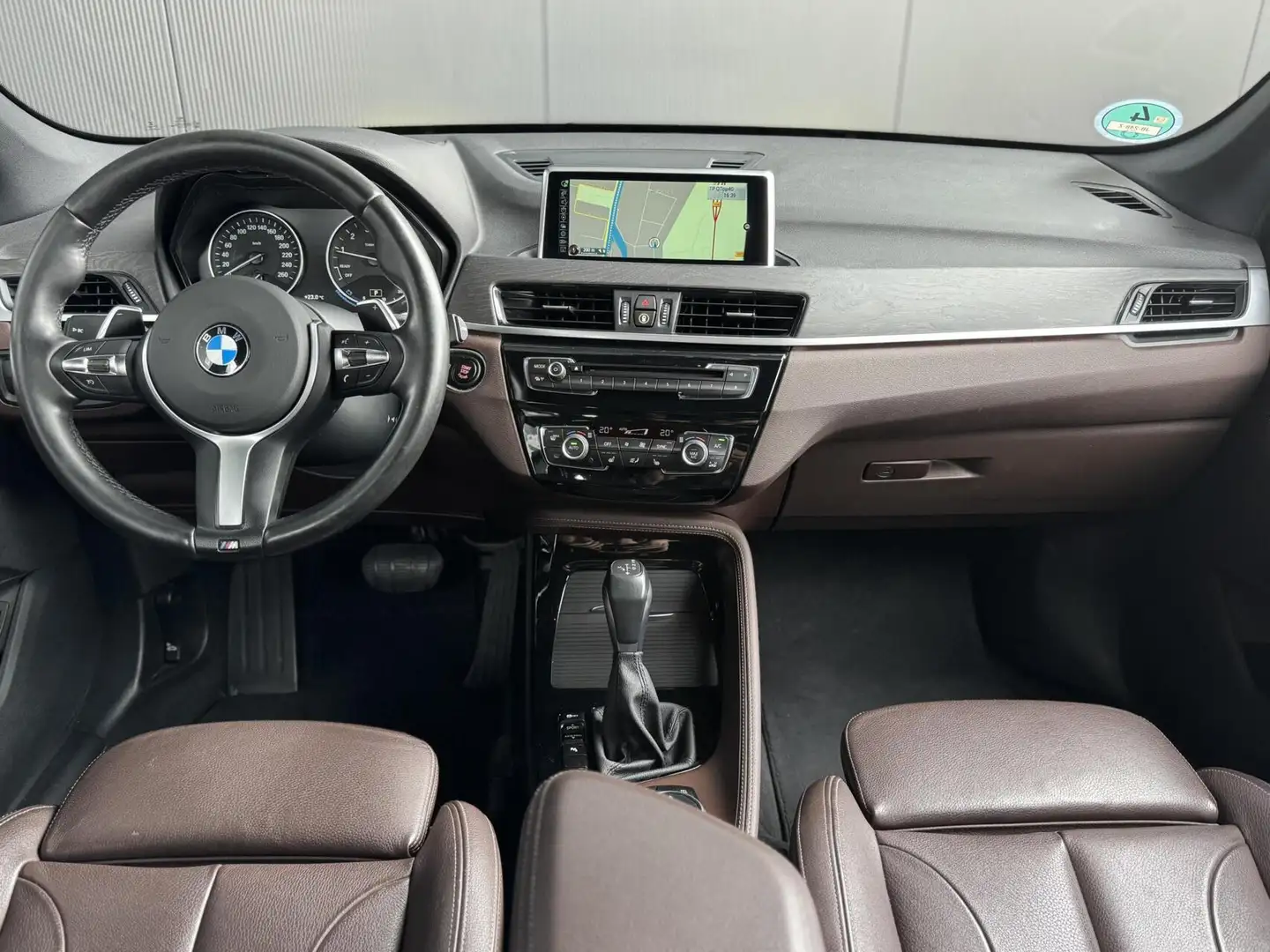 BMW X1 xDrive25i High Executive AUTOMAAT*NL AUTO*DEALERON Wit - 2