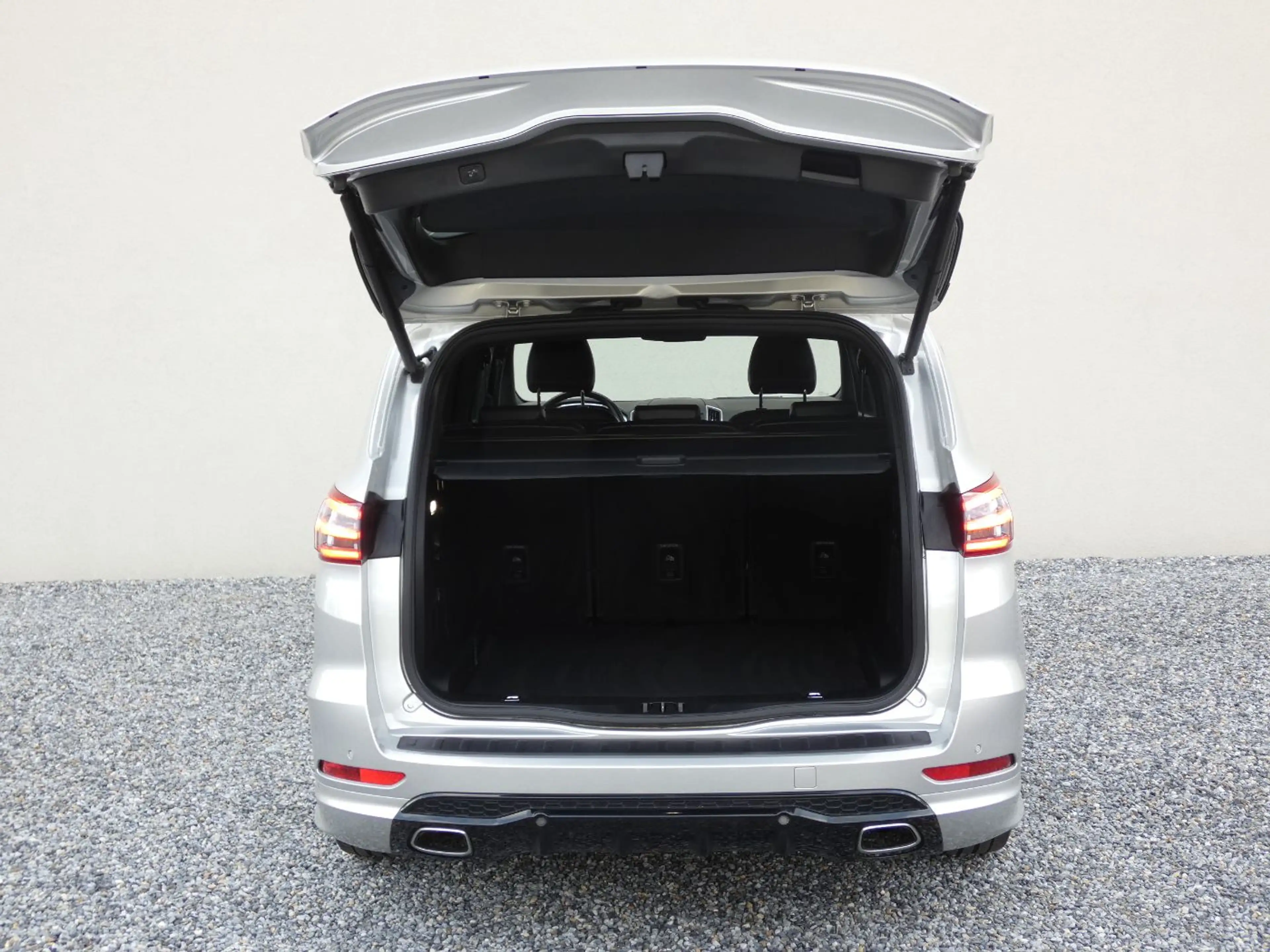 Ford S-Max 2.0 ST-Line +AWD+RFK+KeyGo+AUT+Distr+ — photo 11