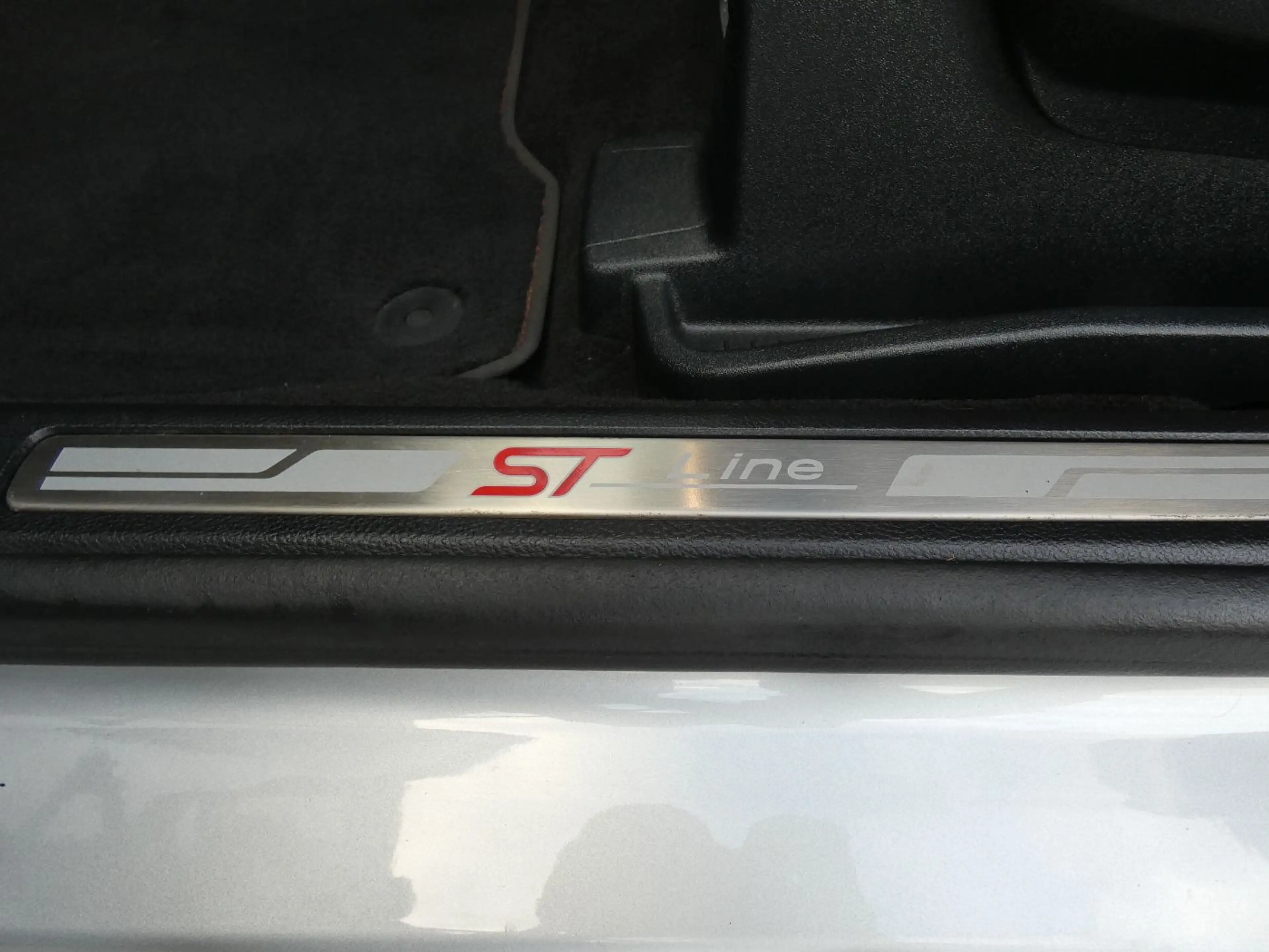 Ford S-Max 2.0 ST-Line +AWD+RFK+KeyGo+AUT+Distr+ — photo 15
