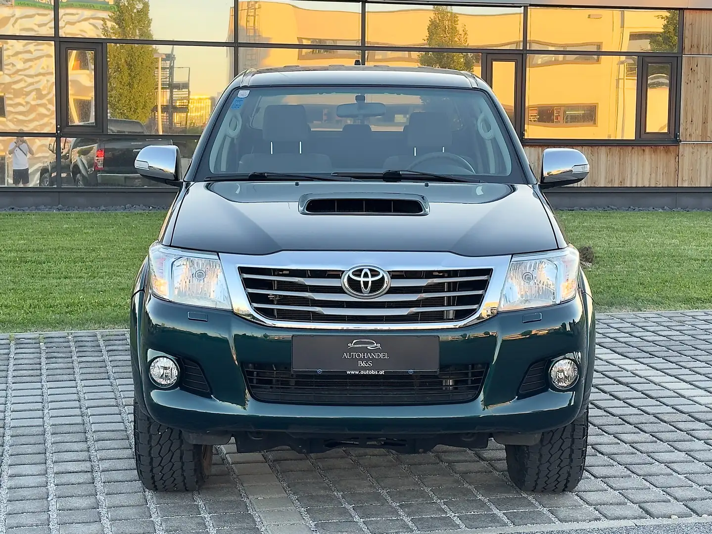 Toyota Hilux Hilux DK City 4x4 3,0 D-4D 170 Aut. Grün - 2