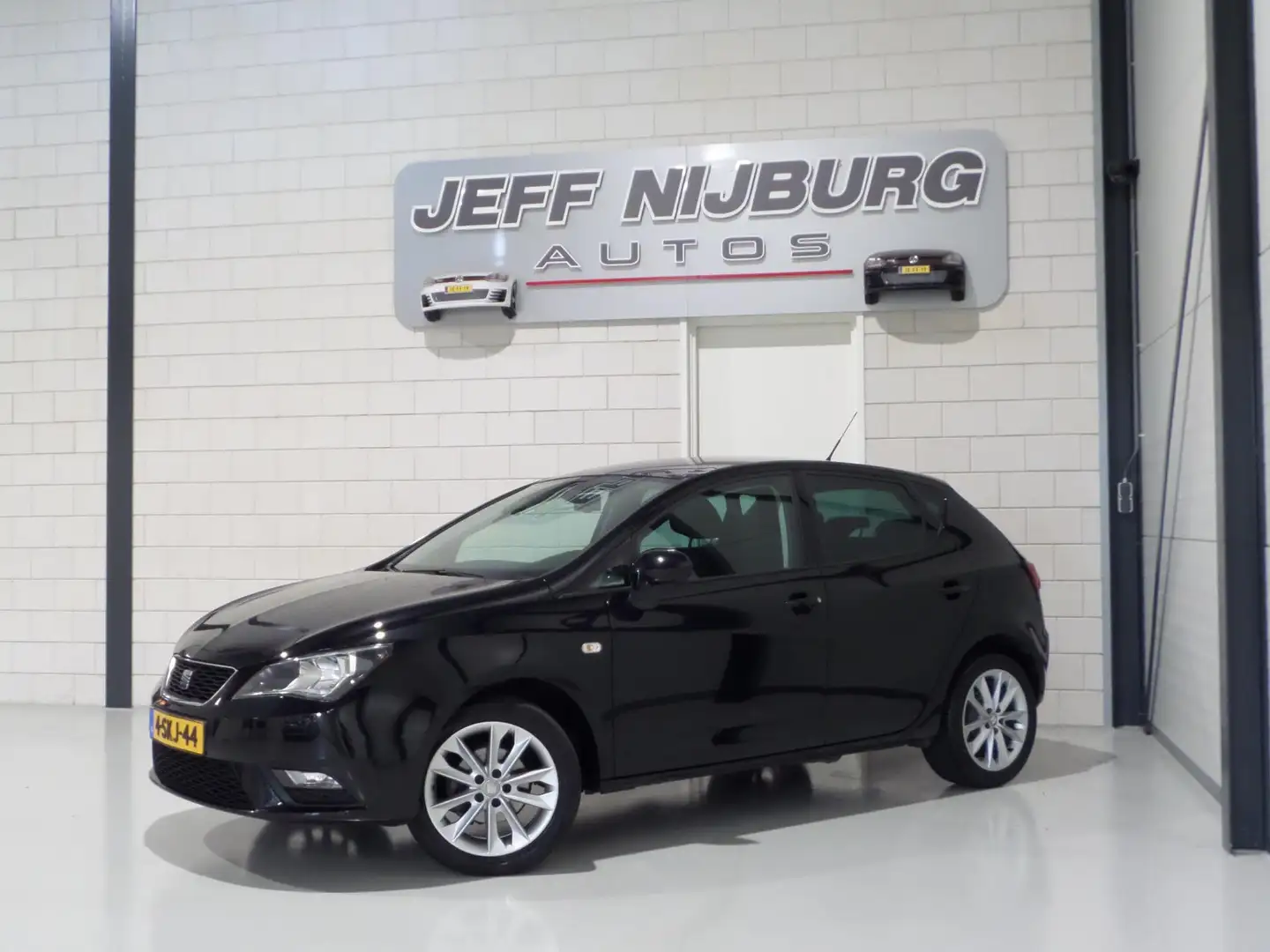 SEAT Ibiza 1.2 TSI Chill Out plus "Origineel NL!" Navigatie B Negro - 2