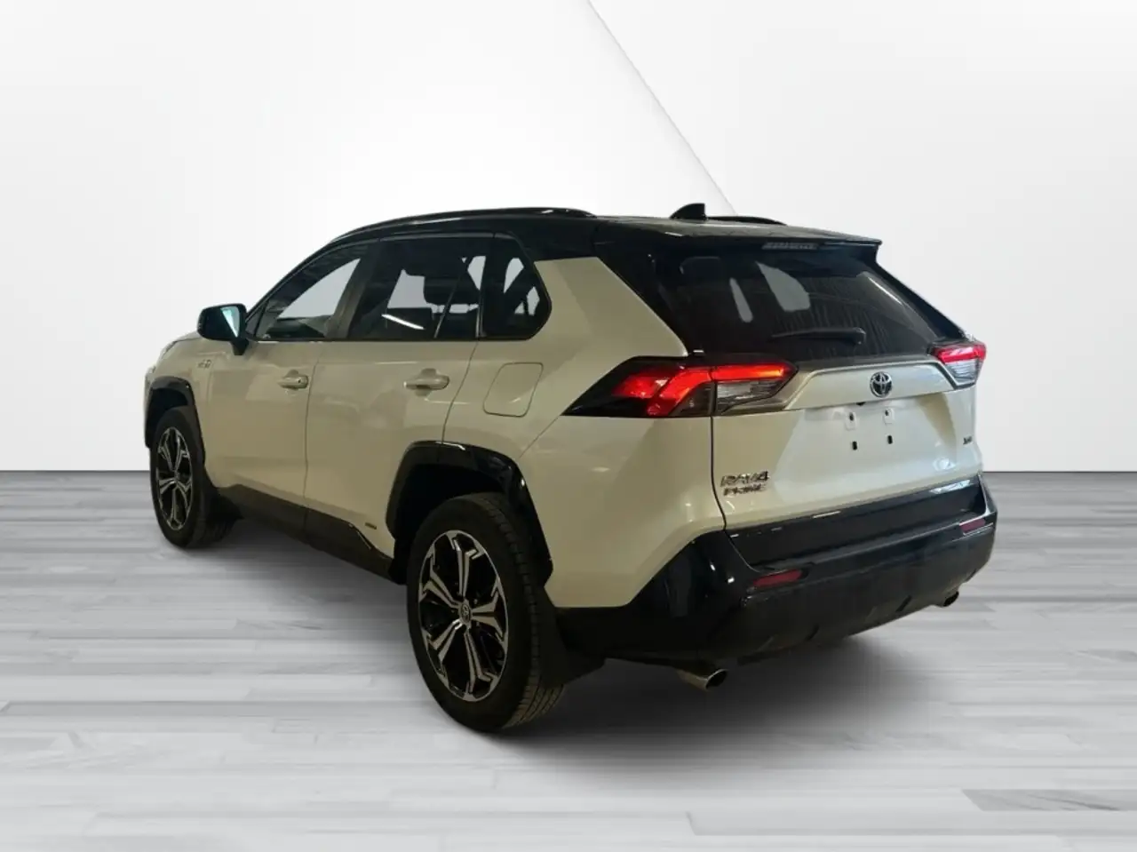 Toyota RAV 4 Prime снимка Toyota RAV 4 Prime