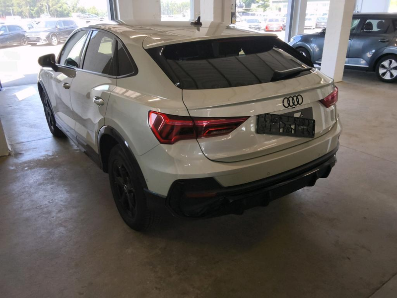 Audi Q3 SPORTBACK 45TFSie 2x S LINE/EDITION ONE/BLACK — photo 8