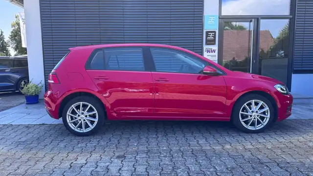 Volkswagen Golf view 7