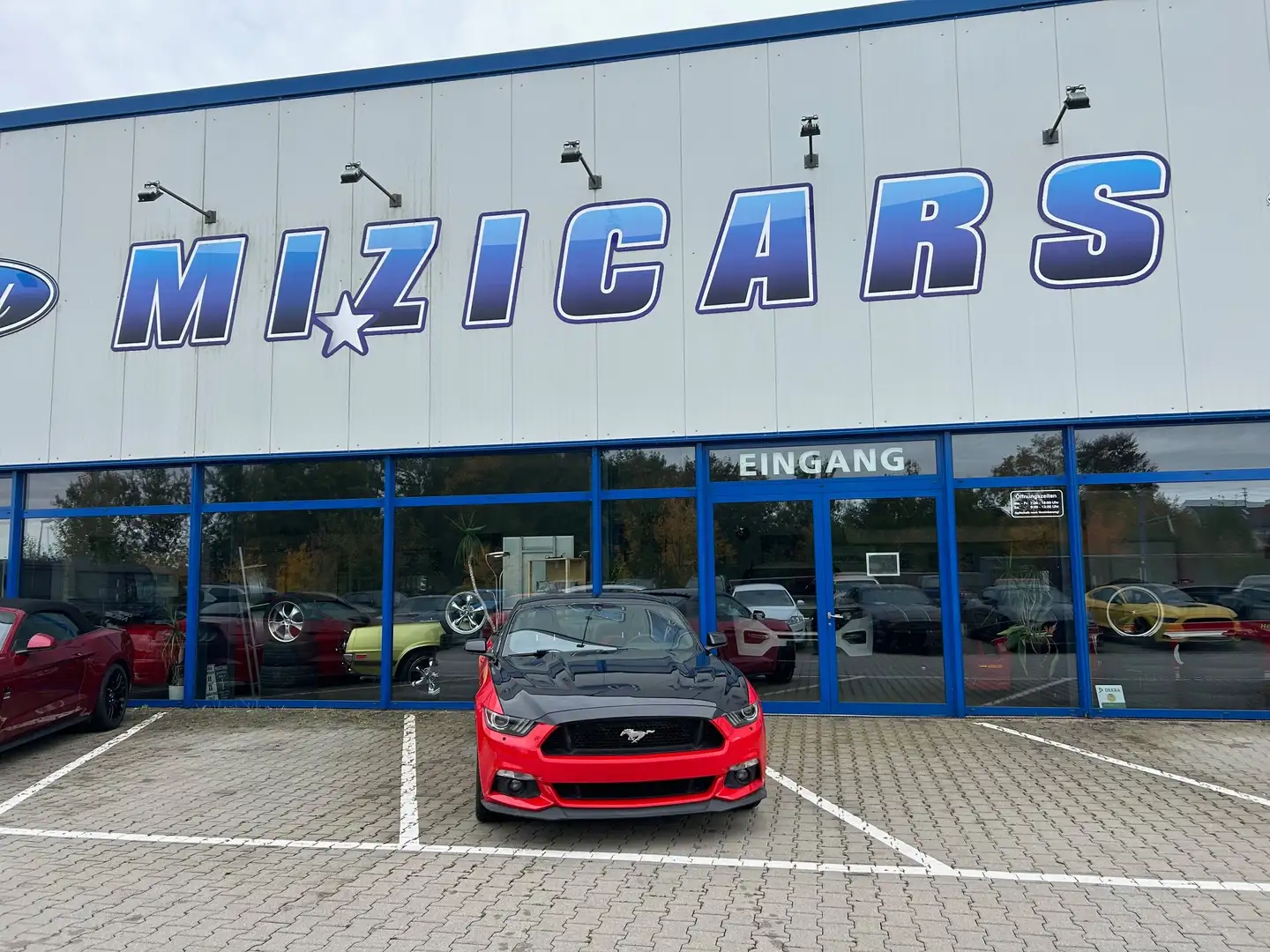 Ford Mustang GT Schalter  Einzelstück mit Performance Paket Rot - 2