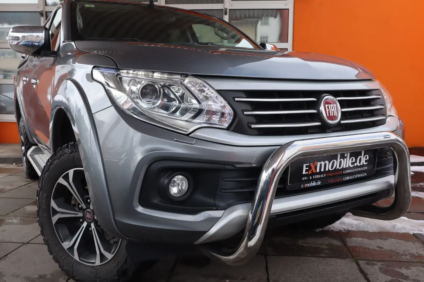 Fiat Fullback FULLBACK* DOUBLE CAB LX PLUS* HARDTOP* LEDER*AHK Plateado - 1
