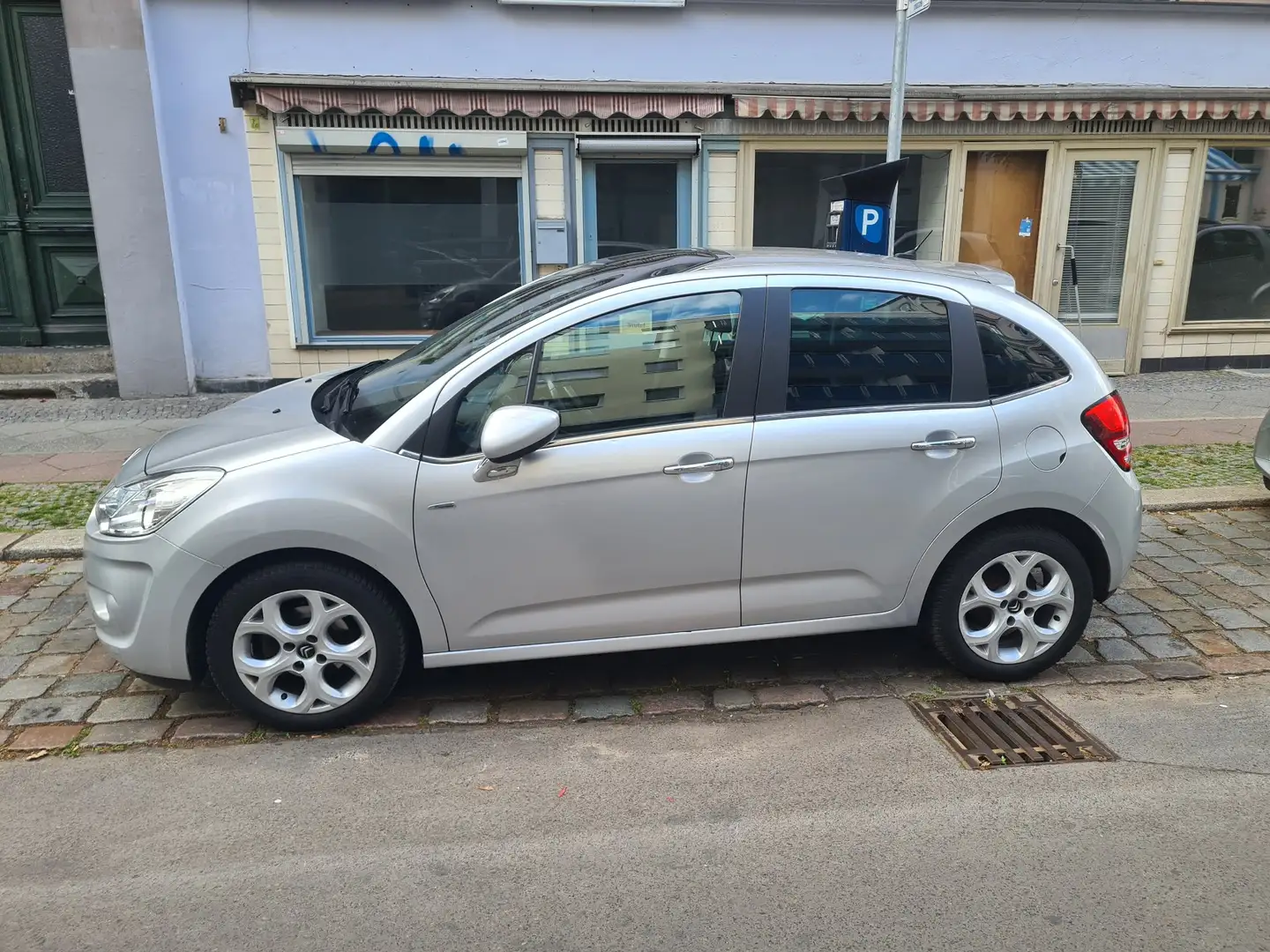 Citroen C3 Exclusive Grau - 2